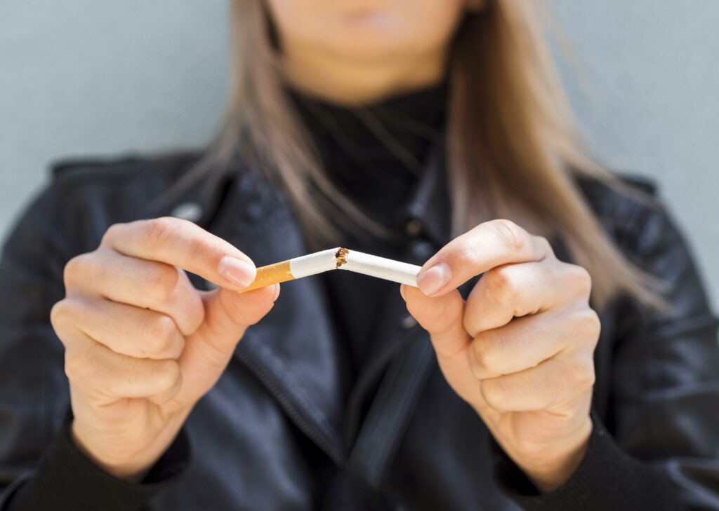 Czy palenie tytoniu wpływa na słuch?